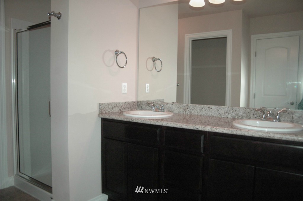 1516 North Brooks Street Renton, WA 98057 - Photo 11 of 15 Gallery Image 11