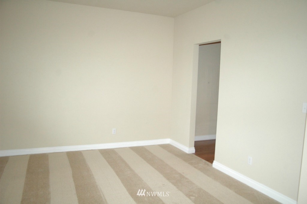 1516 North Brooks Street Renton, WA 98057 - Photo 7 of 15 Gallery Image 7