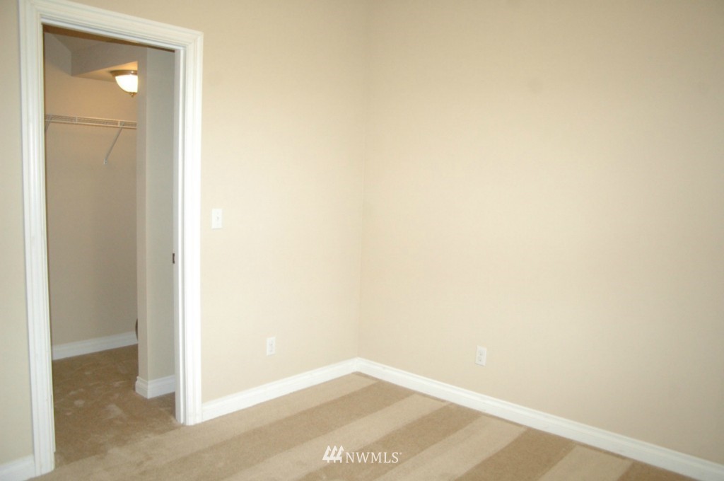 1516 North Brooks Street Renton, WA 98057 - Photo 8 of 15 Gallery Image 8