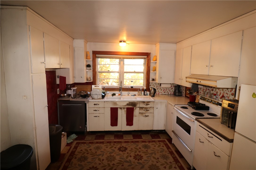 5509 Post Road Charlestown, RI 02813 - Photo 6 of 30