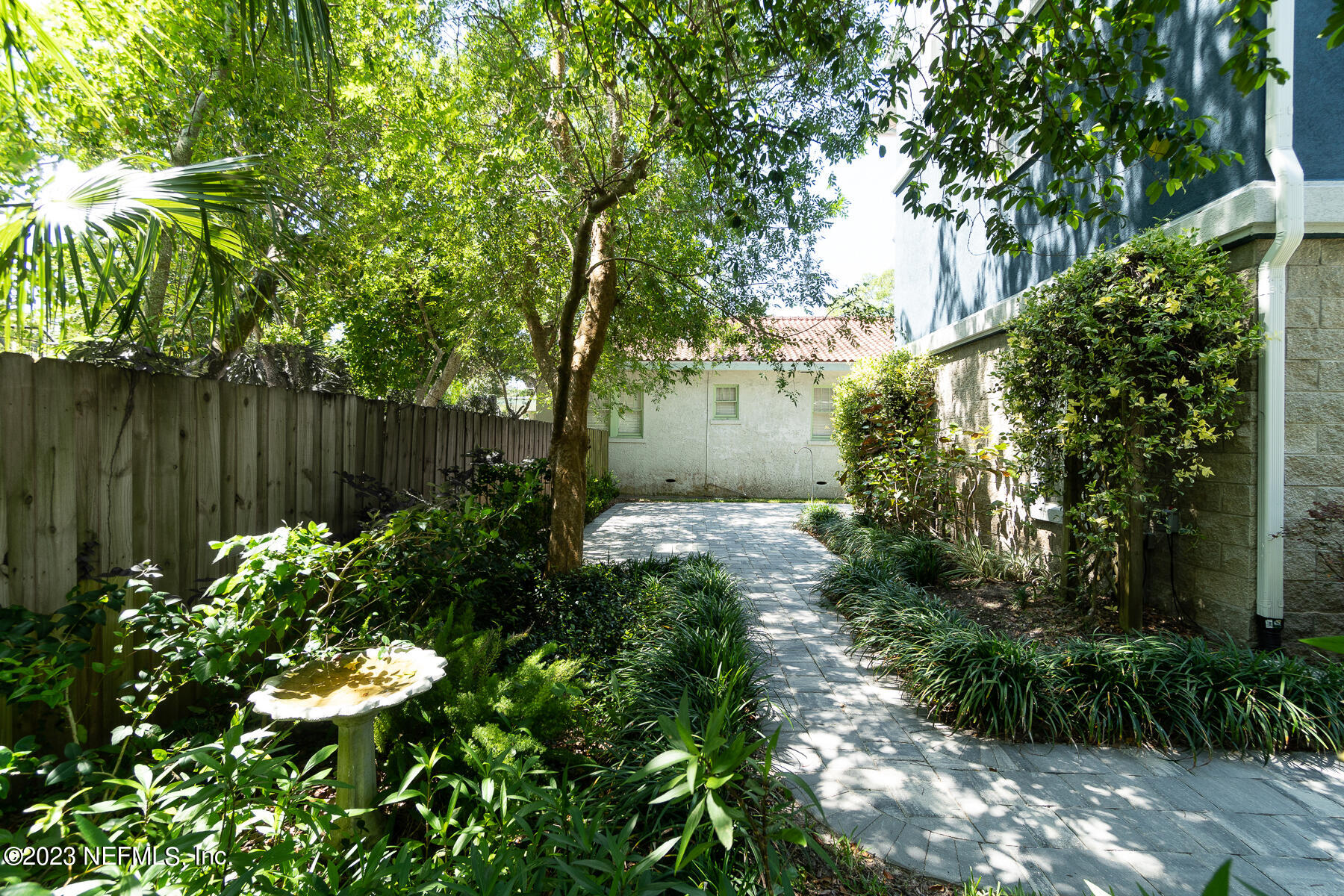 37 May Street St. Augustine, FL 32084 - Photo 25 of 32 Ext Backyard a