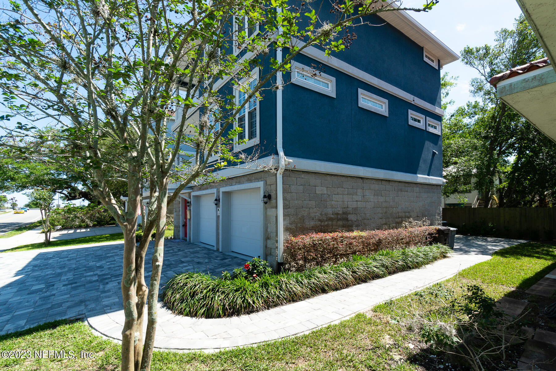 37 May Street St. Augustine, FL 32084 - Photo 5 of 32 Ext Side
