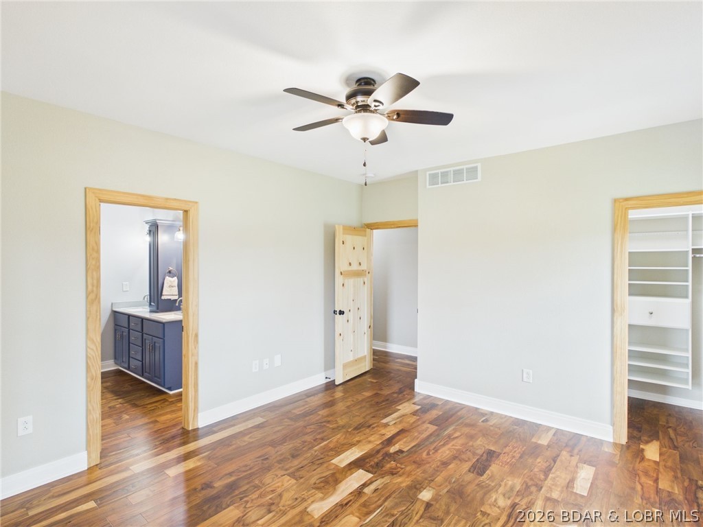 6055 McCasland Road Versailles, MO 65084 - Photo 46 of 99 Primary en suite
