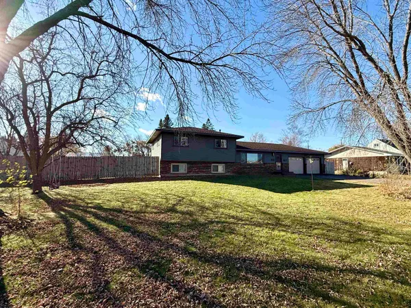 $325,000 | 2716 East 3rd Street, Superior, WI 54880