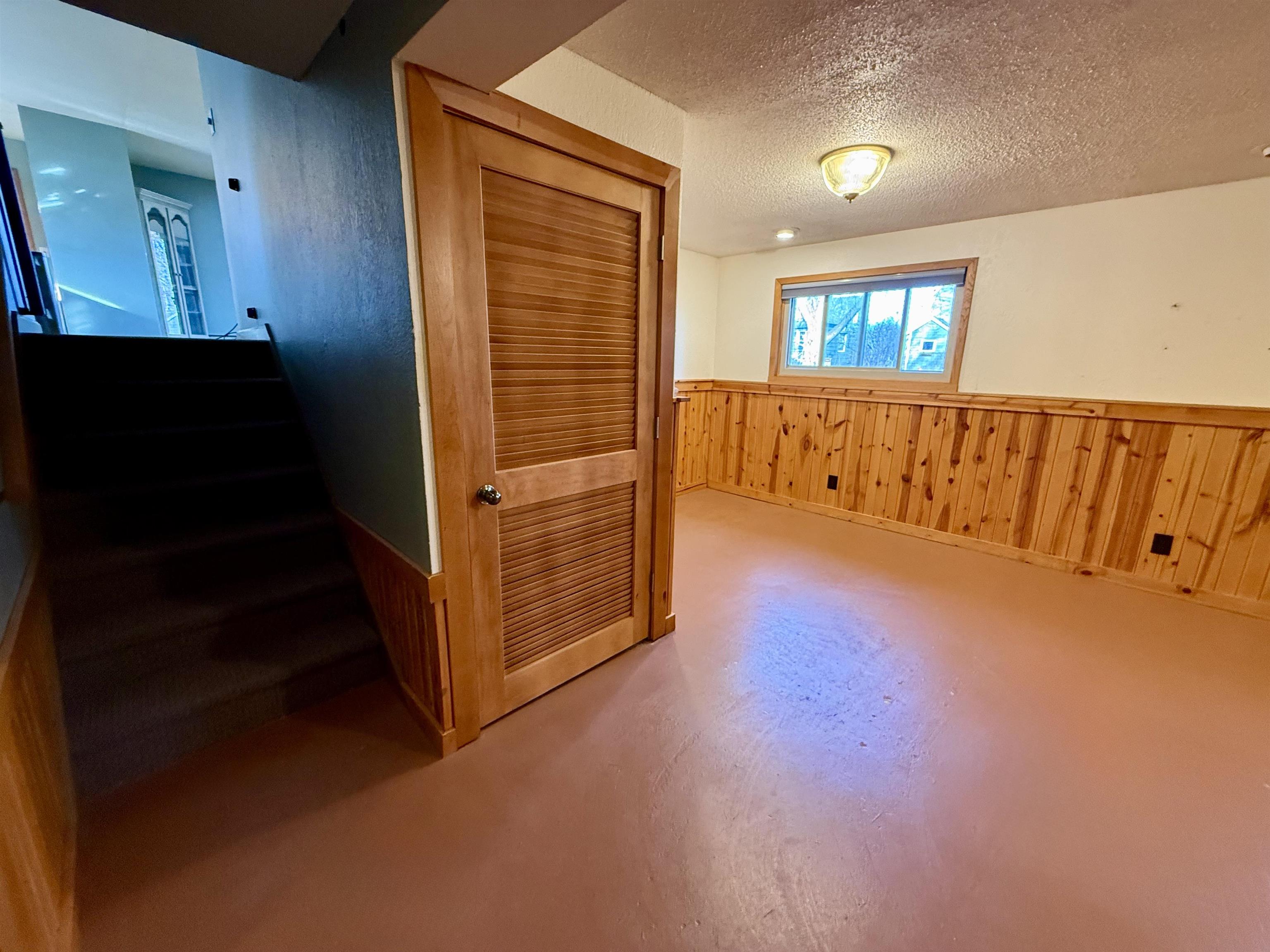 2716 East 3rd Street Superior, WI 54880 - Photo 24 of 39