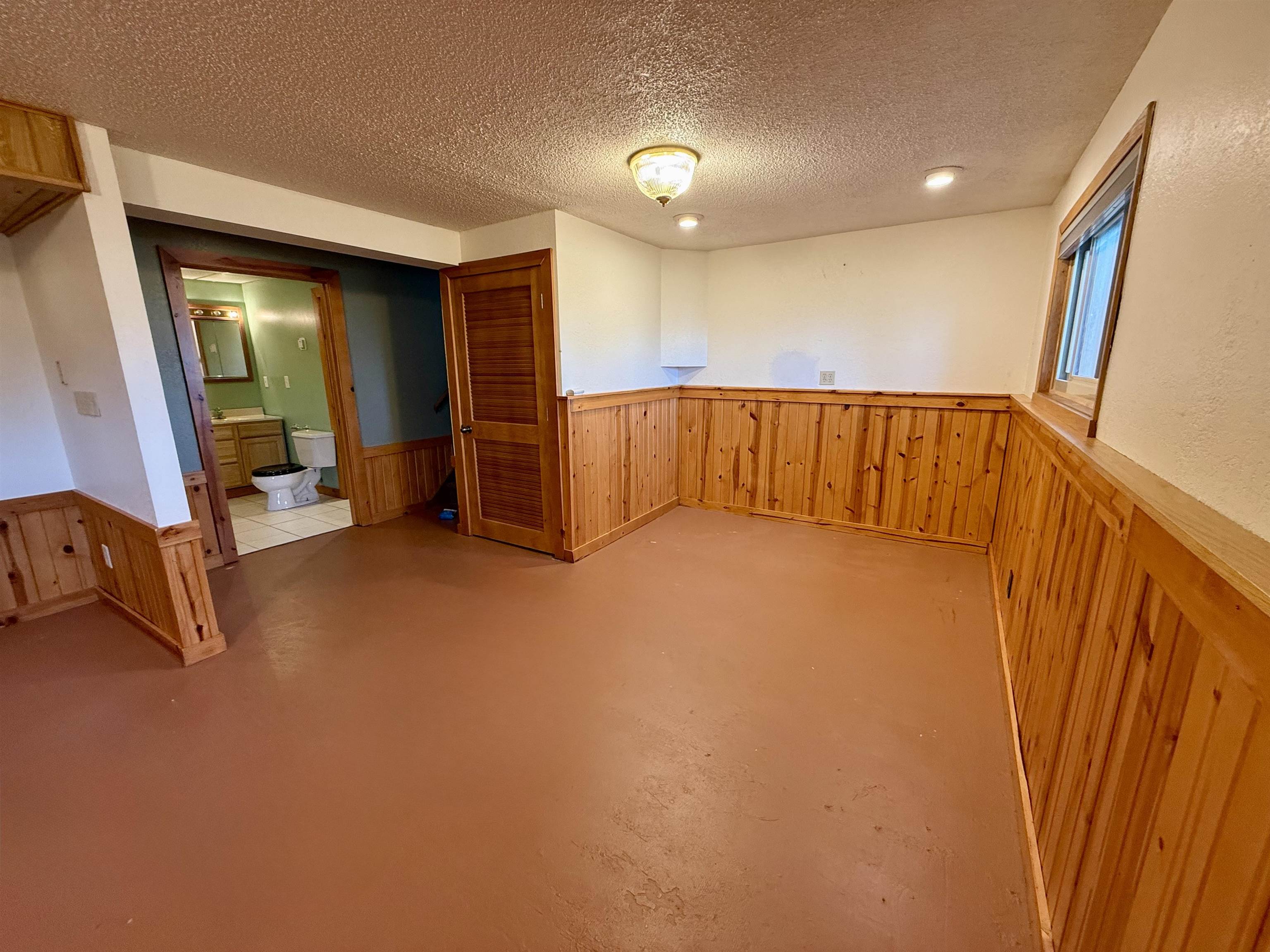 2716 East 3rd Street Superior, WI 54880 - Photo 25 of 39