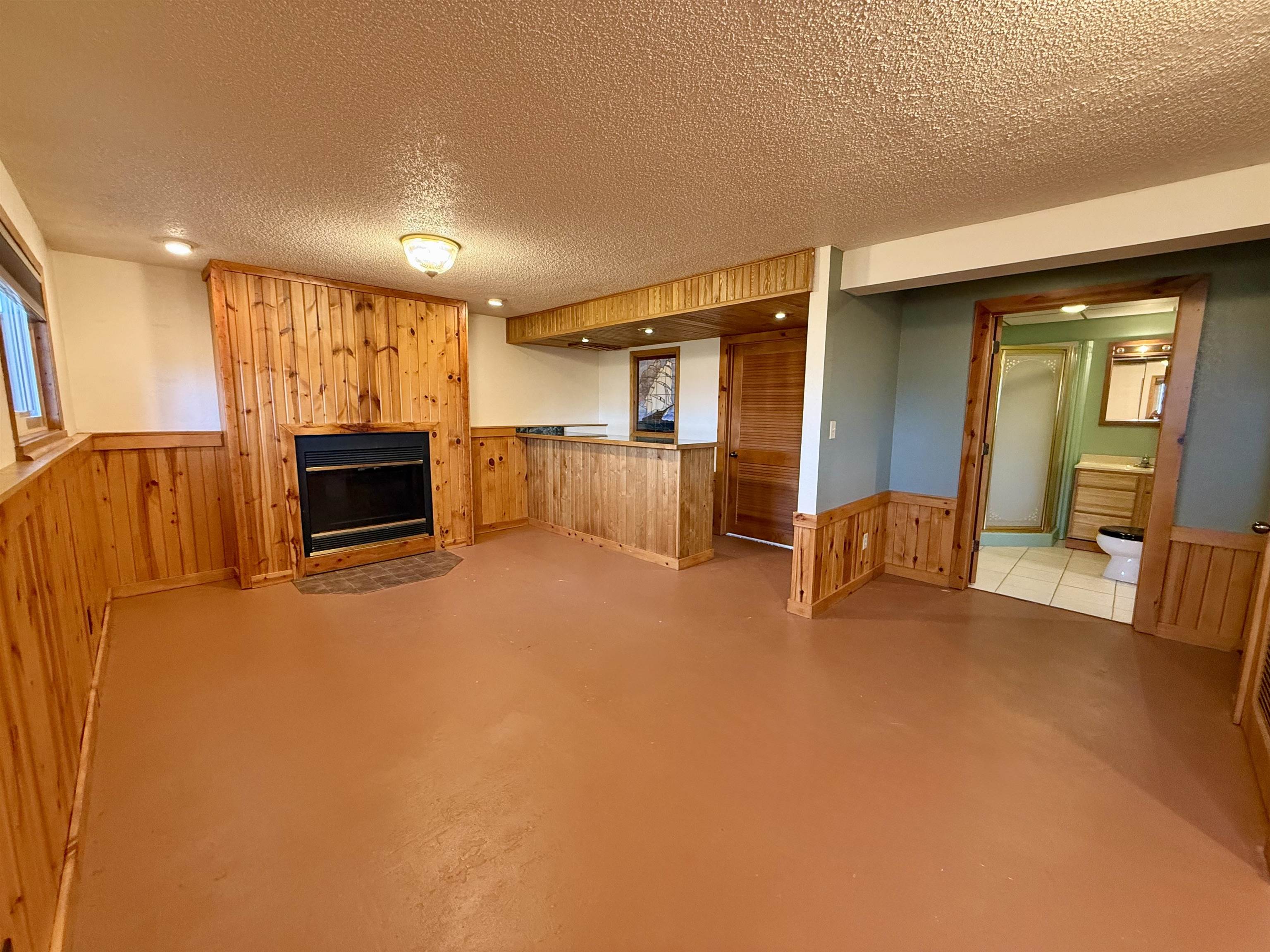 2716 East 3rd Street Superior, WI 54880 - Photo 26 of 39