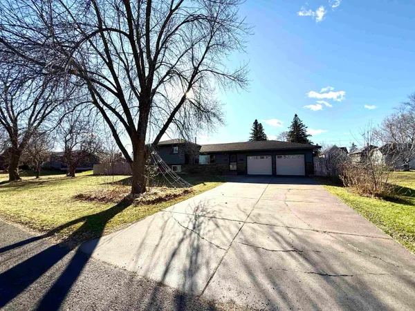 $325,000 | 2716 East 3rd Street, Superior, WI 54880