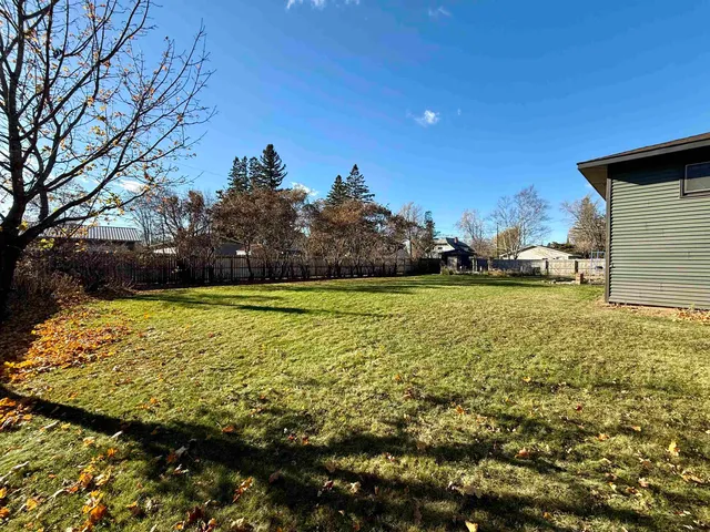 $299,900 | 2716 East 3rd Street, Superior, WI 54880