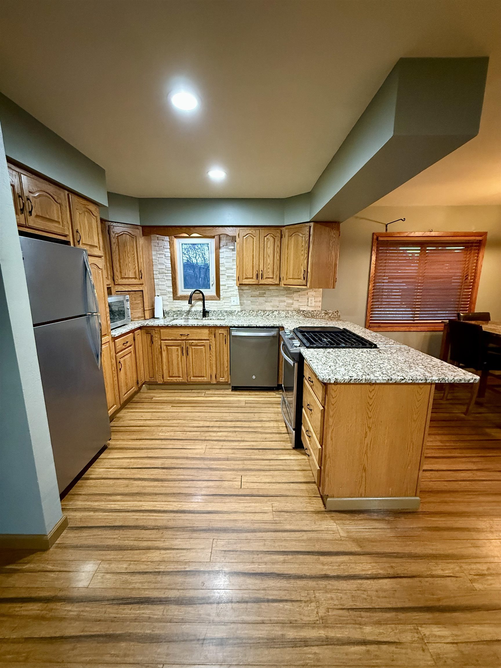 2716 East 3rd Street Superior, WI 54880 - Photo 6 of 39