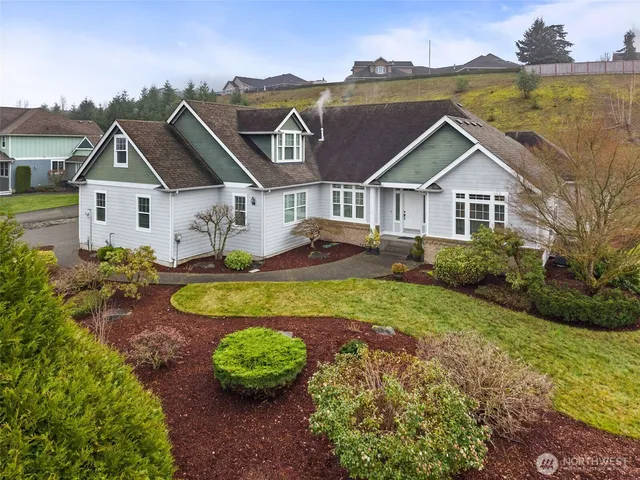 $914,500 | 9245 Piperhill Drive Southeast, Olympia, WA 98513