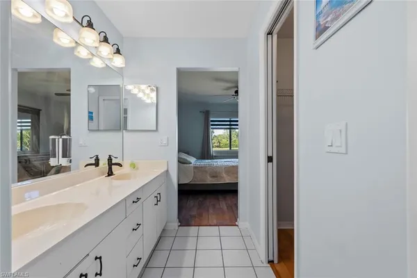 $264,000 | 121 Gabriel Circle, Unit 1108, Naples, FL 34104