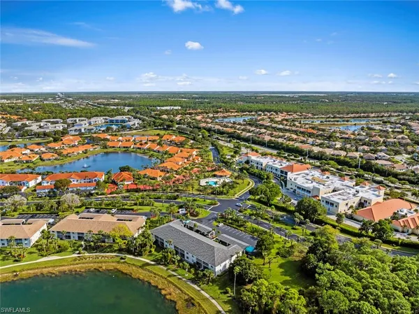 $264,000 | 121 Gabriel Circle, Unit 1108, Naples, FL 34104