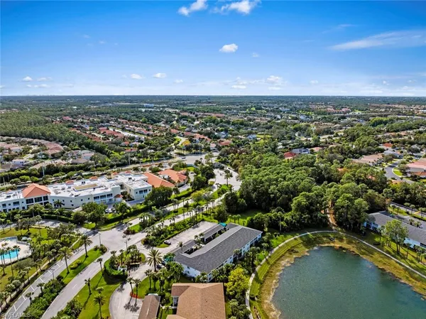 $264,000 | 121 Gabriel Circle, Unit 1108, Naples, FL 34104