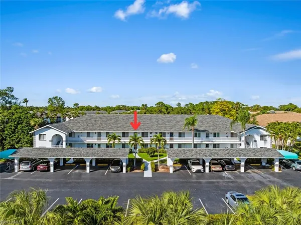 $264,000 | 121 Gabriel Circle, Unit 1108, Naples, FL 34104
