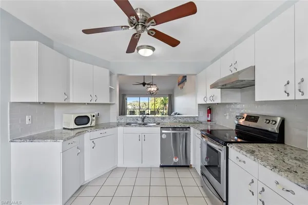 $264,000 | 121 Gabriel Circle, Unit 1108, Naples, FL 34104