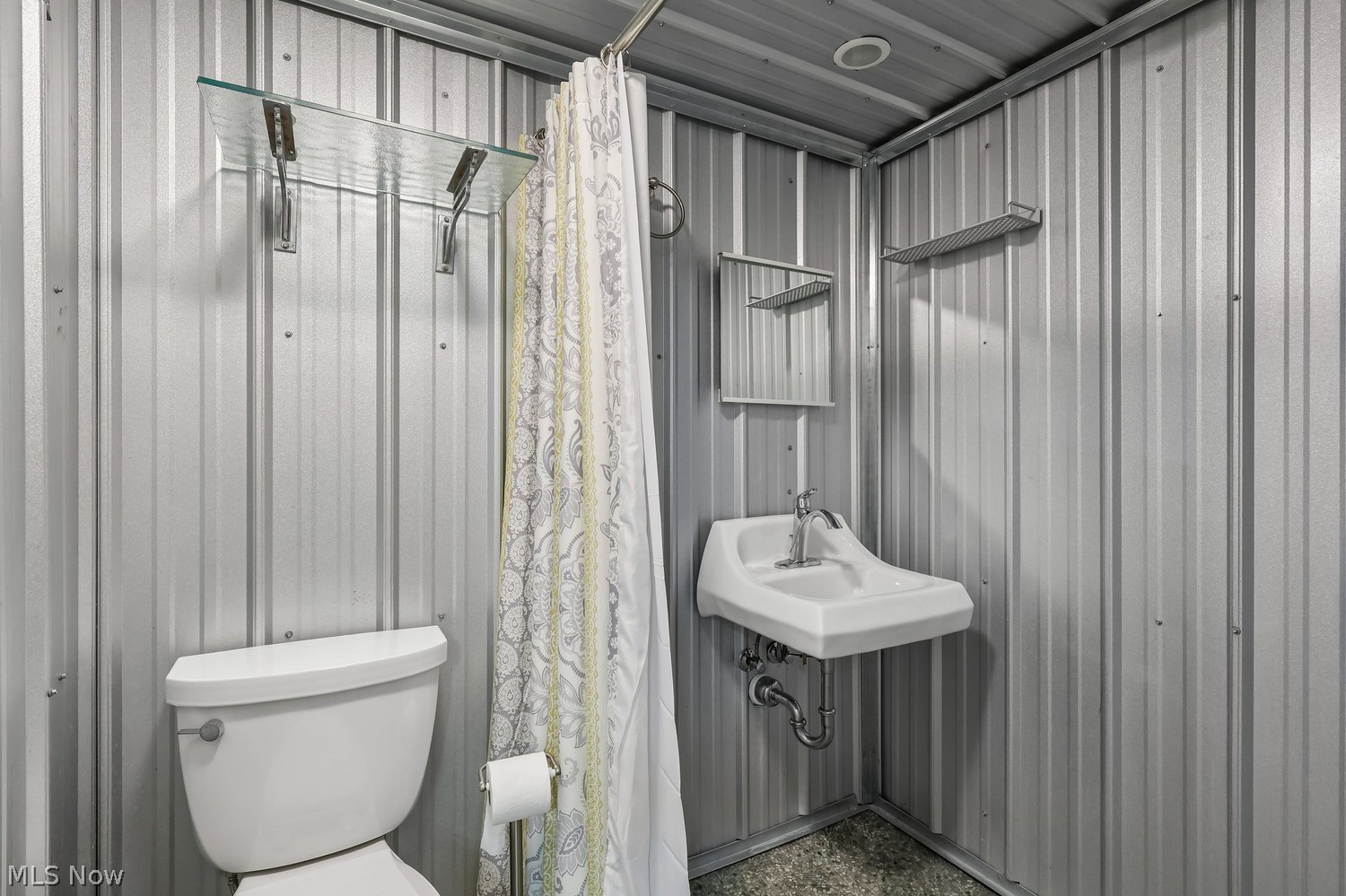 28412 Knickerbocker Road Bay Village, OH 44140 - Photo 39 of 50 Gallery Image 39