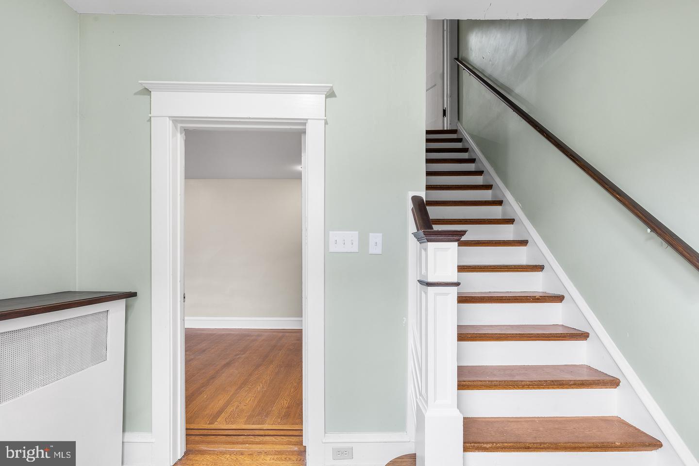 103 Llandaff Road Havertown, PA 19083 - Photo 19 of 36 a view of entryway