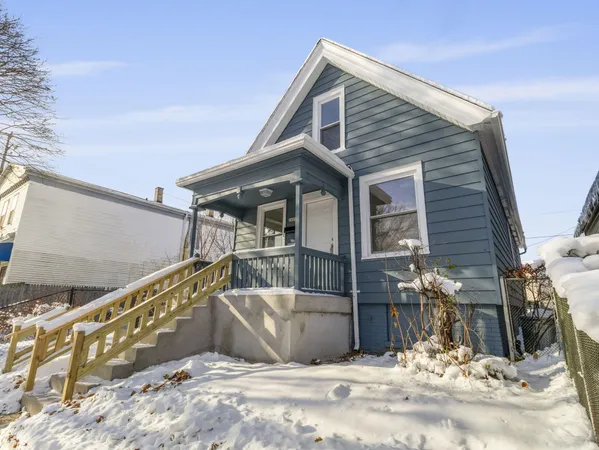 $164,000 | 2409 North 21st Street, Milwaukee, WI 53206