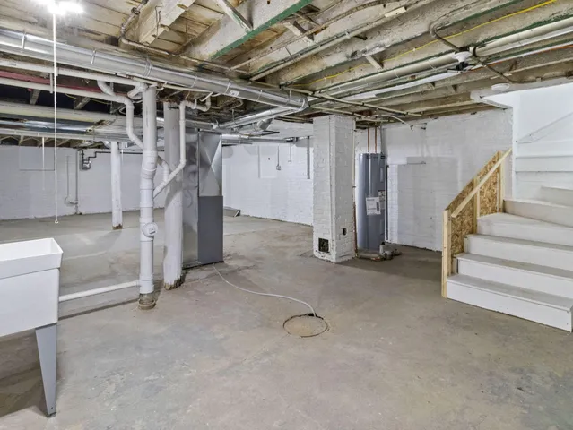 $180,000 | 2409 North 21st Street, Milwaukee, WI 53206