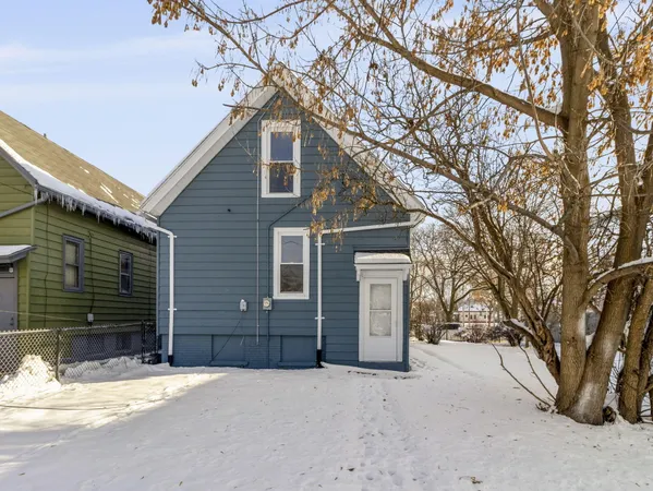 $164,000 | 2409 North 21st Street, Milwaukee, WI 53206