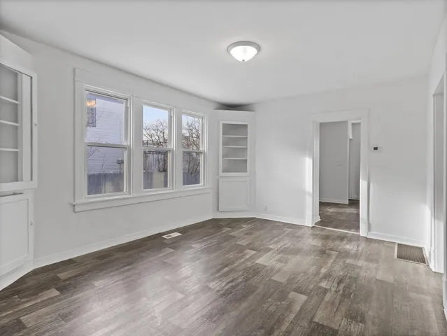 $180,000 | 2409 North 21st Street, Milwaukee, WI 53206