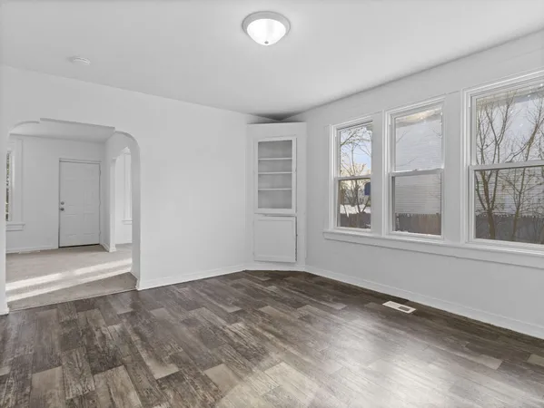 $164,000 | 2409 North 21st Street, Milwaukee, WI 53206