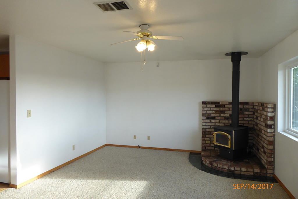 2825 Rohnerville Road Fortuna, CA 95540 - Photo 4 of 12