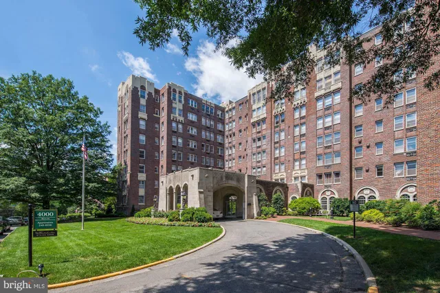 $1,090,000 | 4000 Cathedral Avenue Northwest, Unit 736B, Washington, DC 20016