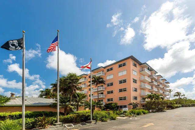 $879,000 | 2601 South Roosevelt Boulevard, Unit 305A, Key West, FL 33040