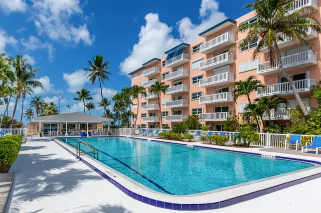 $879,000 | 2601 South Roosevelt Boulevard, Unit 305A, Key West, FL 33040