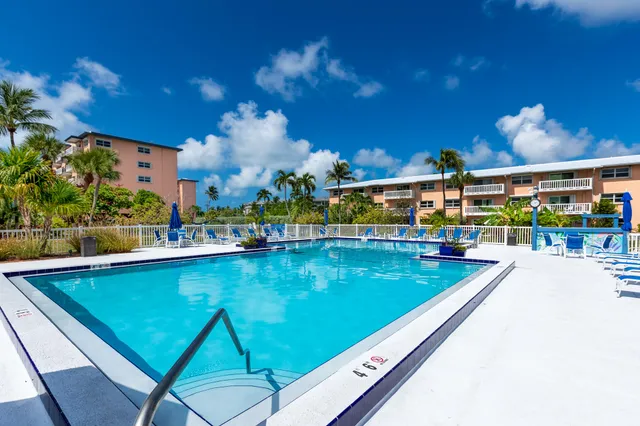 $879,000 | 2601 South Roosevelt Boulevard, Unit 305A, Key West, FL 33040