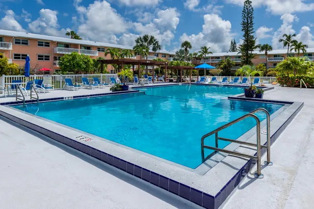 $879,000 | 2601 South Roosevelt Boulevard, Unit 305A, Key West, FL 33040
