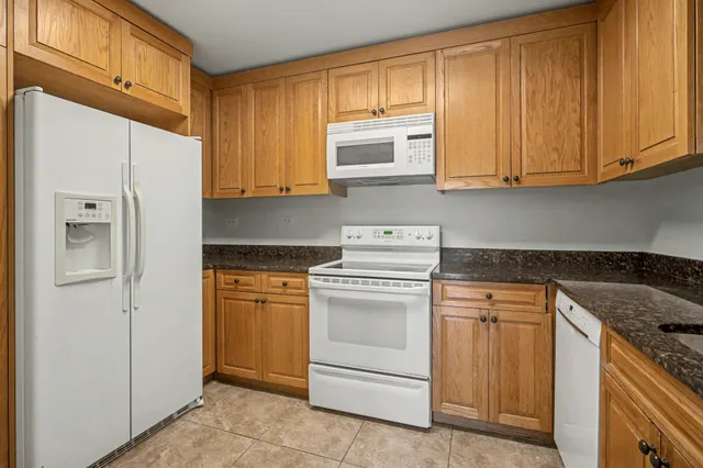 $879,000 | 2601 South Roosevelt Boulevard, Unit 305A, Key West, FL 33040