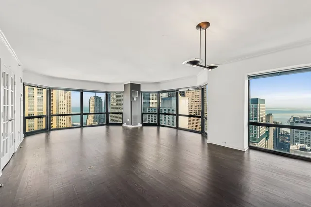$644,500 | 100 East Huron Street, Unit 2903, Chicago, IL 60611
