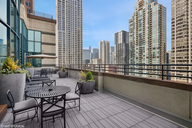 $644,500 | 100 East Huron Street, Unit 2903, Chicago, IL 60611