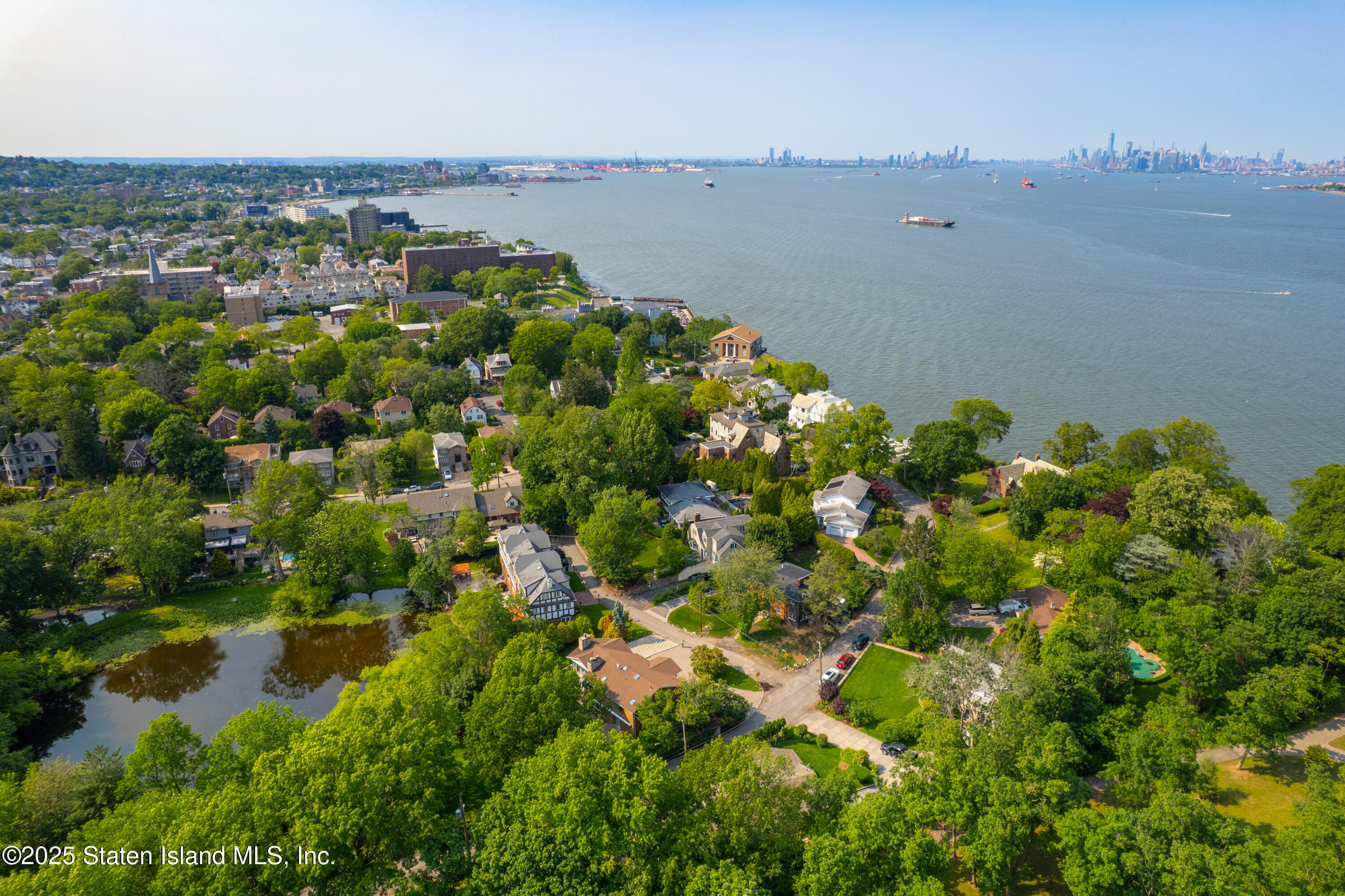 110 Wadsworth Road Staten Island, NY 10305 - Photo 50 of 51 110WadsworthRd-098
