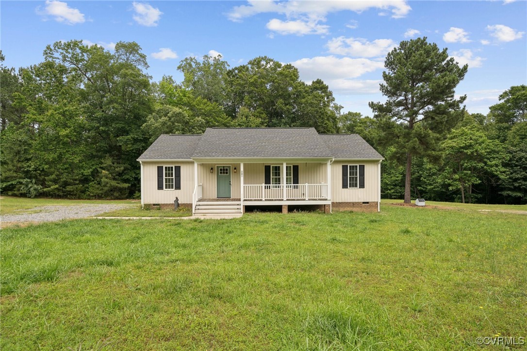 241 Deep Landing Road Tappahannock, VA 22560 - Photo 25 of 33 View of front of house featuring crawl space, a po