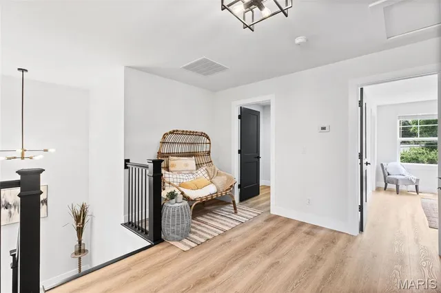 $849,900 | 402 Spears Street, St. Louis, MO 63127