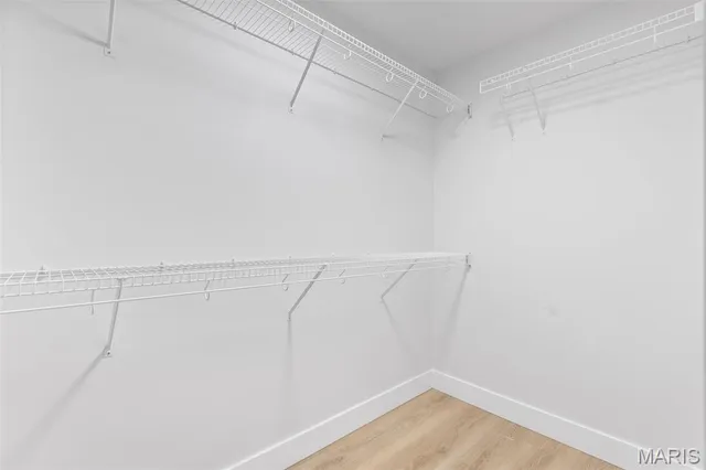 $849,900 | 402 Spears Street, St. Louis, MO 63127