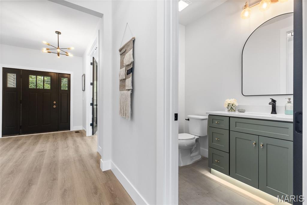 402 Spears Street St. Louis, MO 63127 - Photo 7 of 59