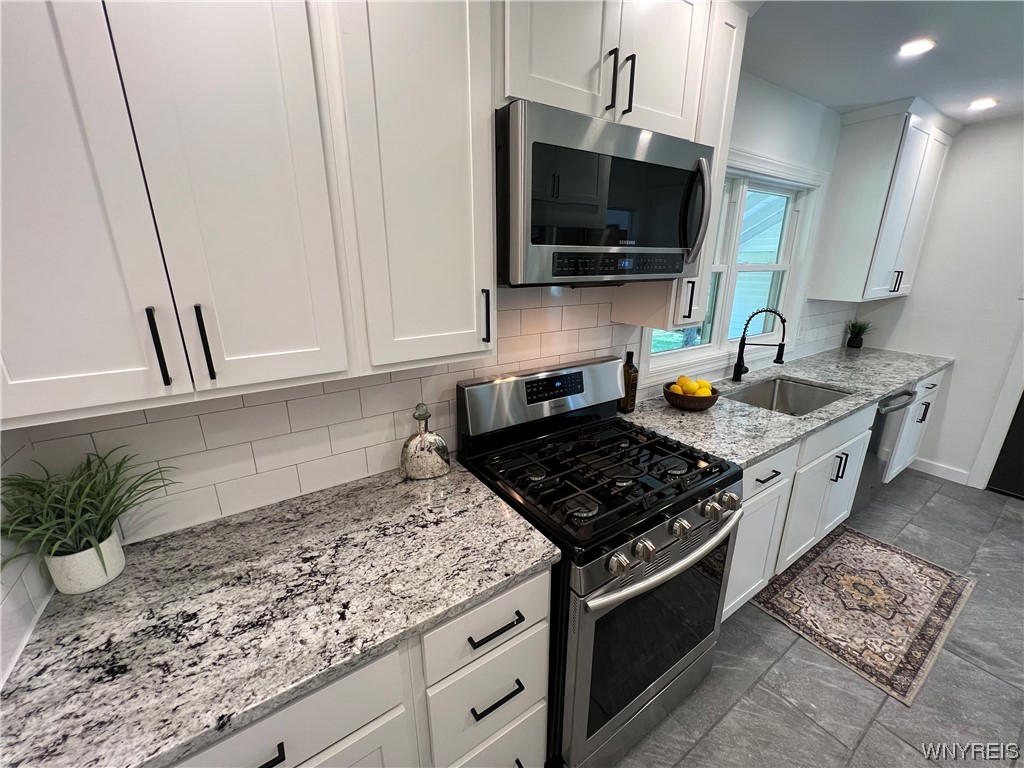 428 Longmeadow Road Amherst, NY 14226 - Photo 5 of 28