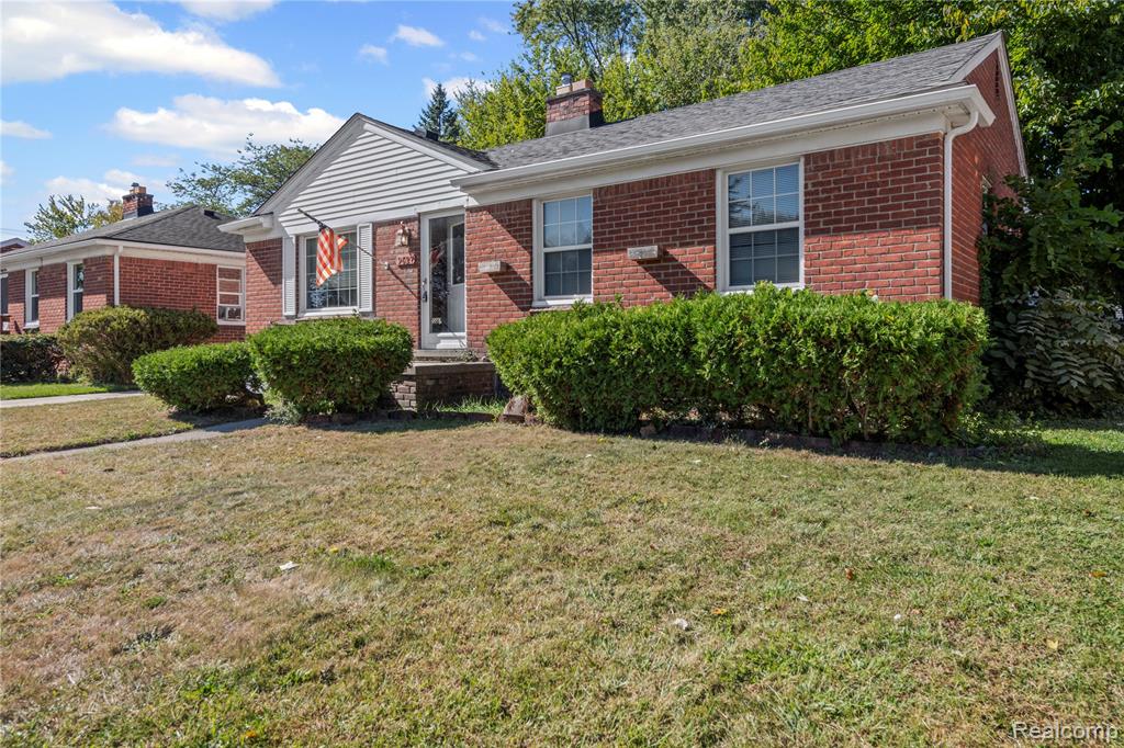 9627 Merriman Road Livonia, MI 48150 - Photo 3 of 38 Gallery Image 3