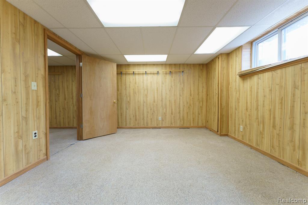 171 Endicott Howell, MI 48843 - Photo 19 of 36 Gallery Image 19