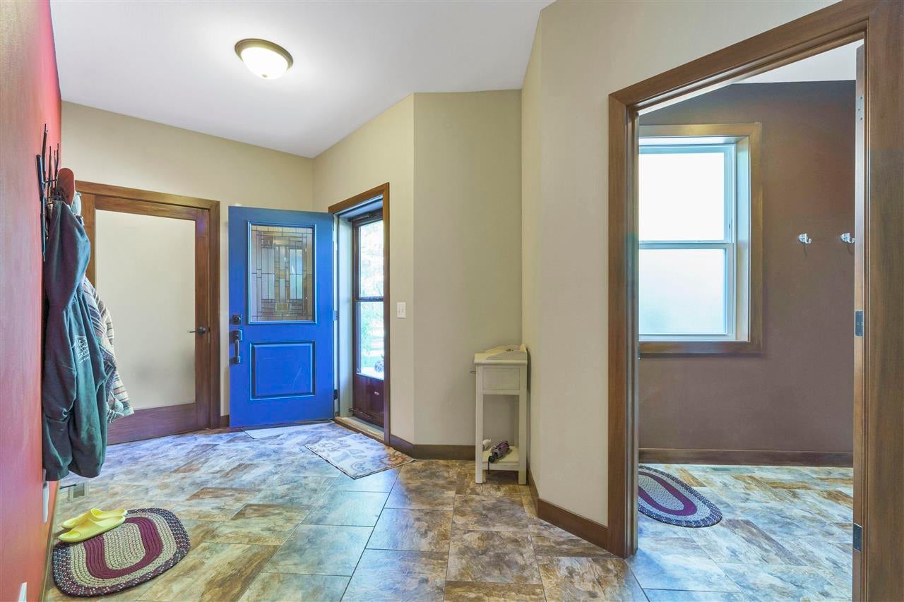 3133 Roberts Ferry Road Northeast Solon, IA 52333 - Photo 11 of 36 Gallery Image 11