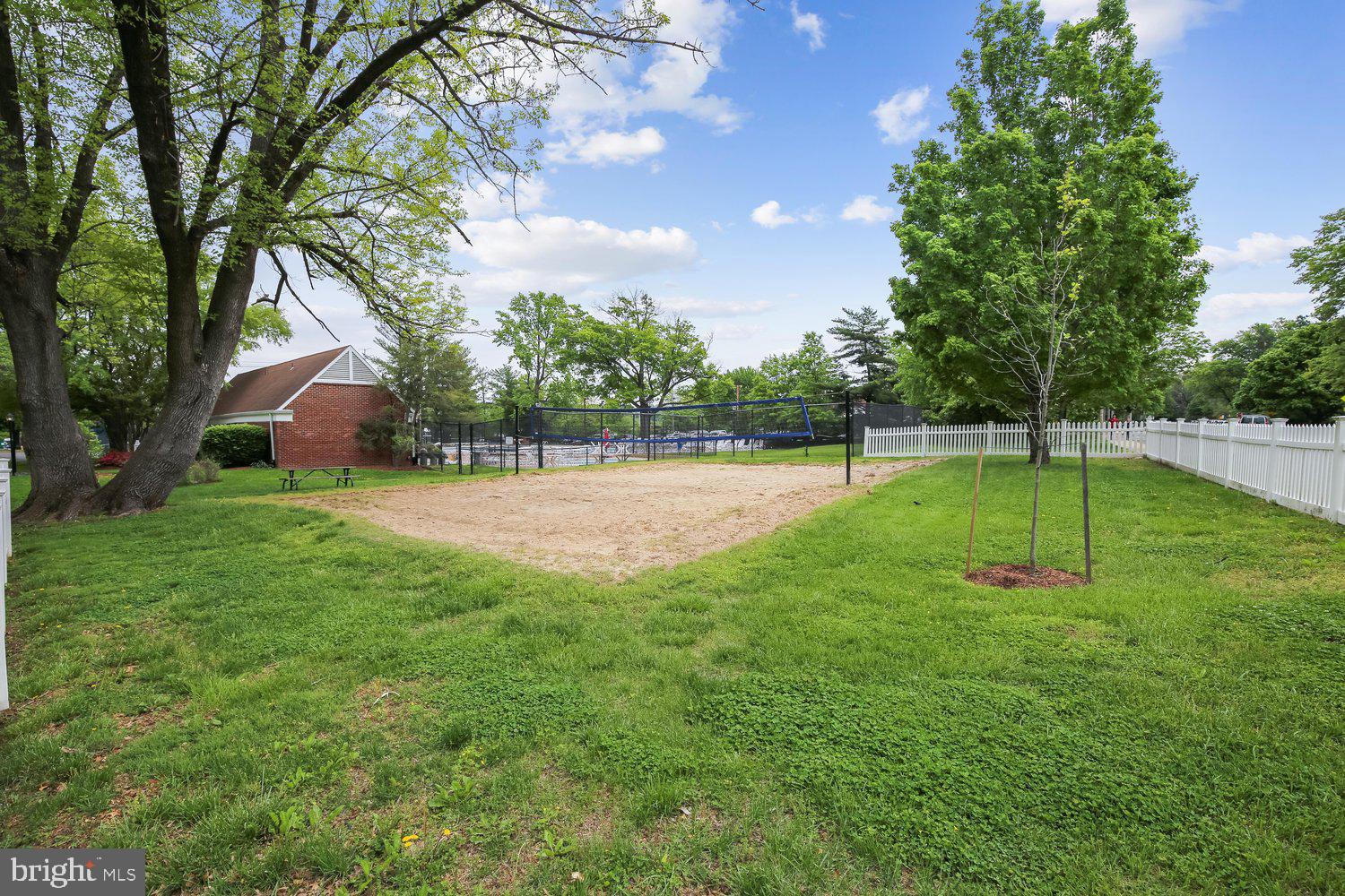 1730 Preston Road Alexandria, VA 22302 - Photo 28 of 64 Park Fairfax Volleyball Court
