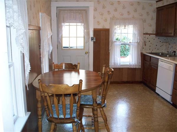 259 Concord Road Billerica, MA 01821 - Photo 3 of 12 Gallery Image 3