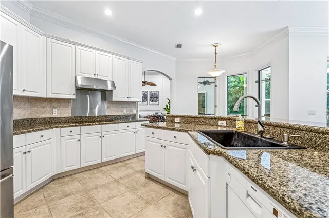 $959,000 | 120 North White Jewel Court, Vero Beach, FL 32963