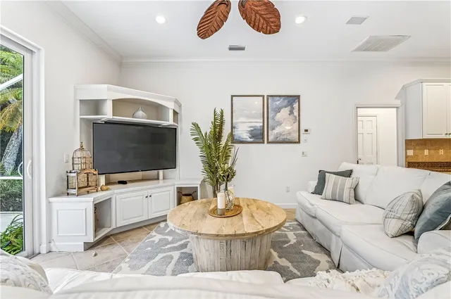 $959,000 | 120 North White Jewel Court, Vero Beach, FL 32963