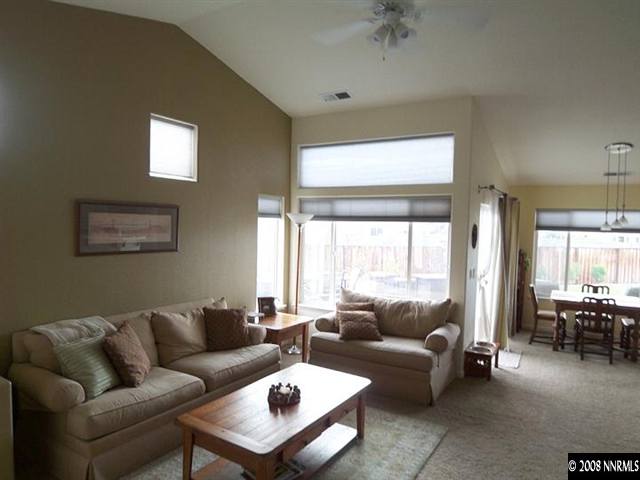 10175 Robilee Court Reno, NV 89521 - Photo 3 of 9 Photo 3